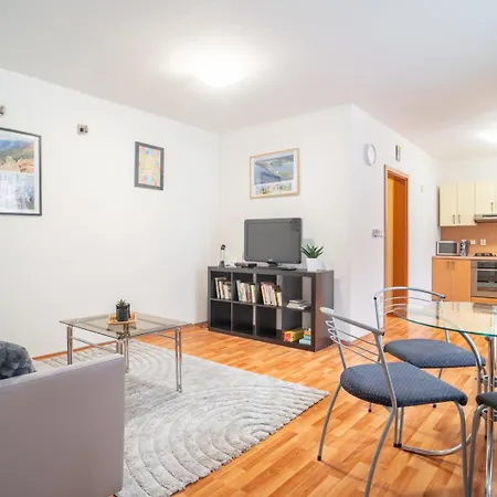 A Cozy In Downtown * ברטיסלאבה