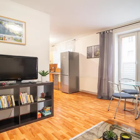 Apartament A Cozy In Downtown *